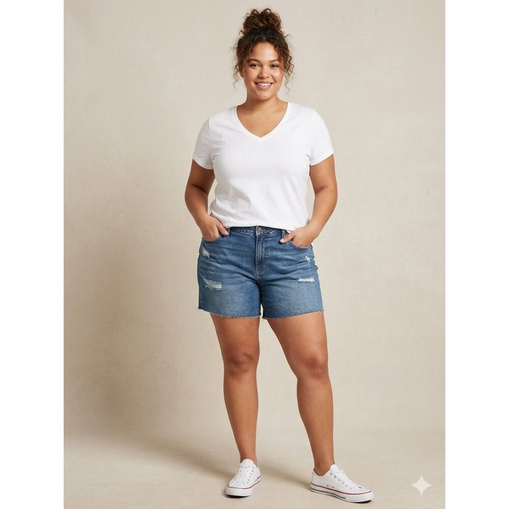 White Summer T-shirt, cotton spandex, V-neck short sleeves Womens XL